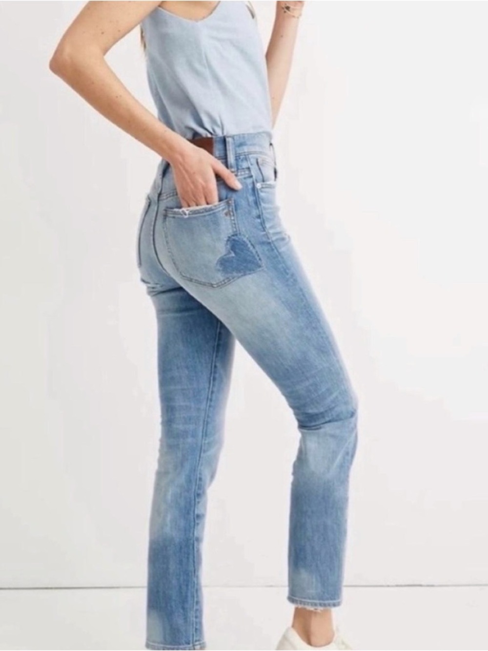 Madewell women’s perfect vintage Jean heart patch Blue Straight leg size 25